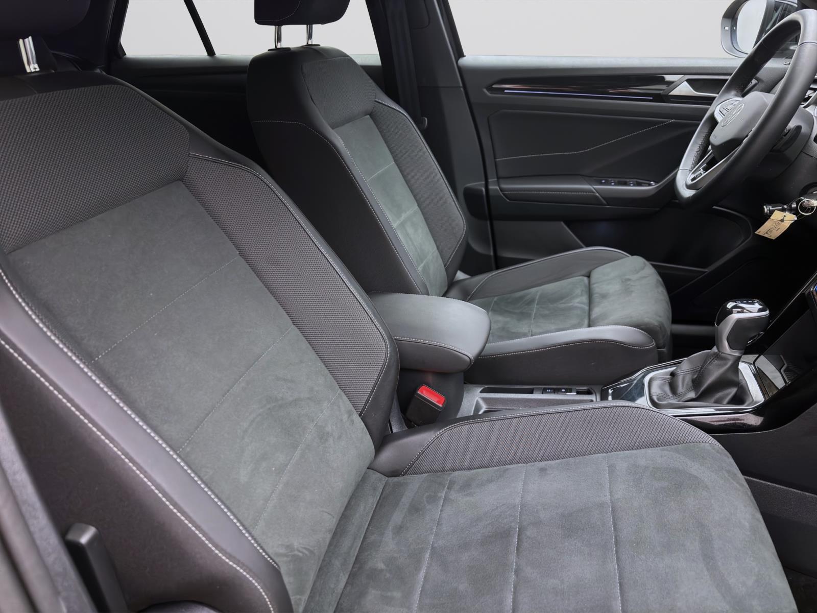 Volkswagen T-Roc 2.0 TDI DSG R-LINE NAVI AHK KAMERA PDC