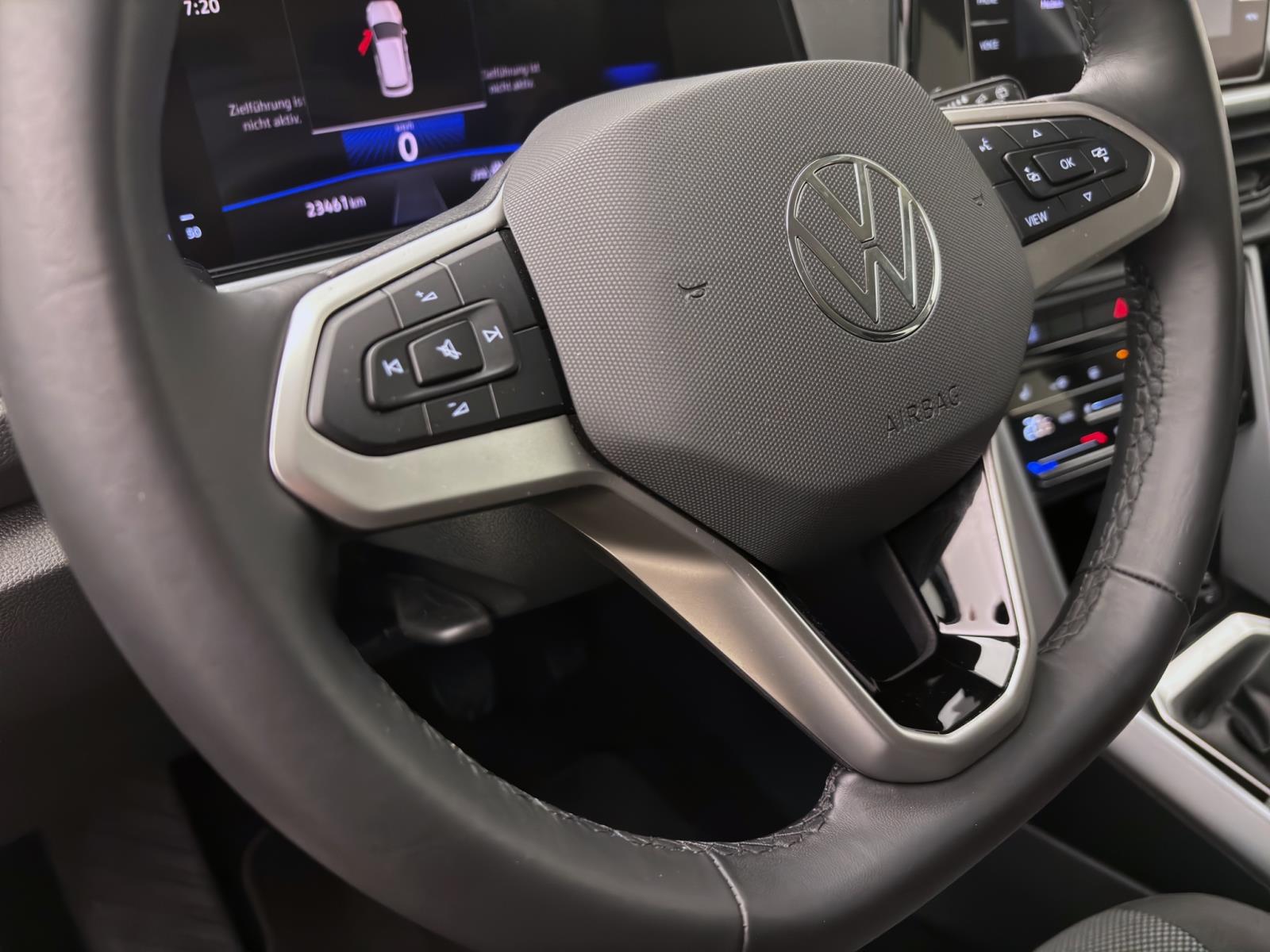 Volkswagen T-Roc 1.0 TSI LIFE NAVI KLIMA SITZHZG PDC