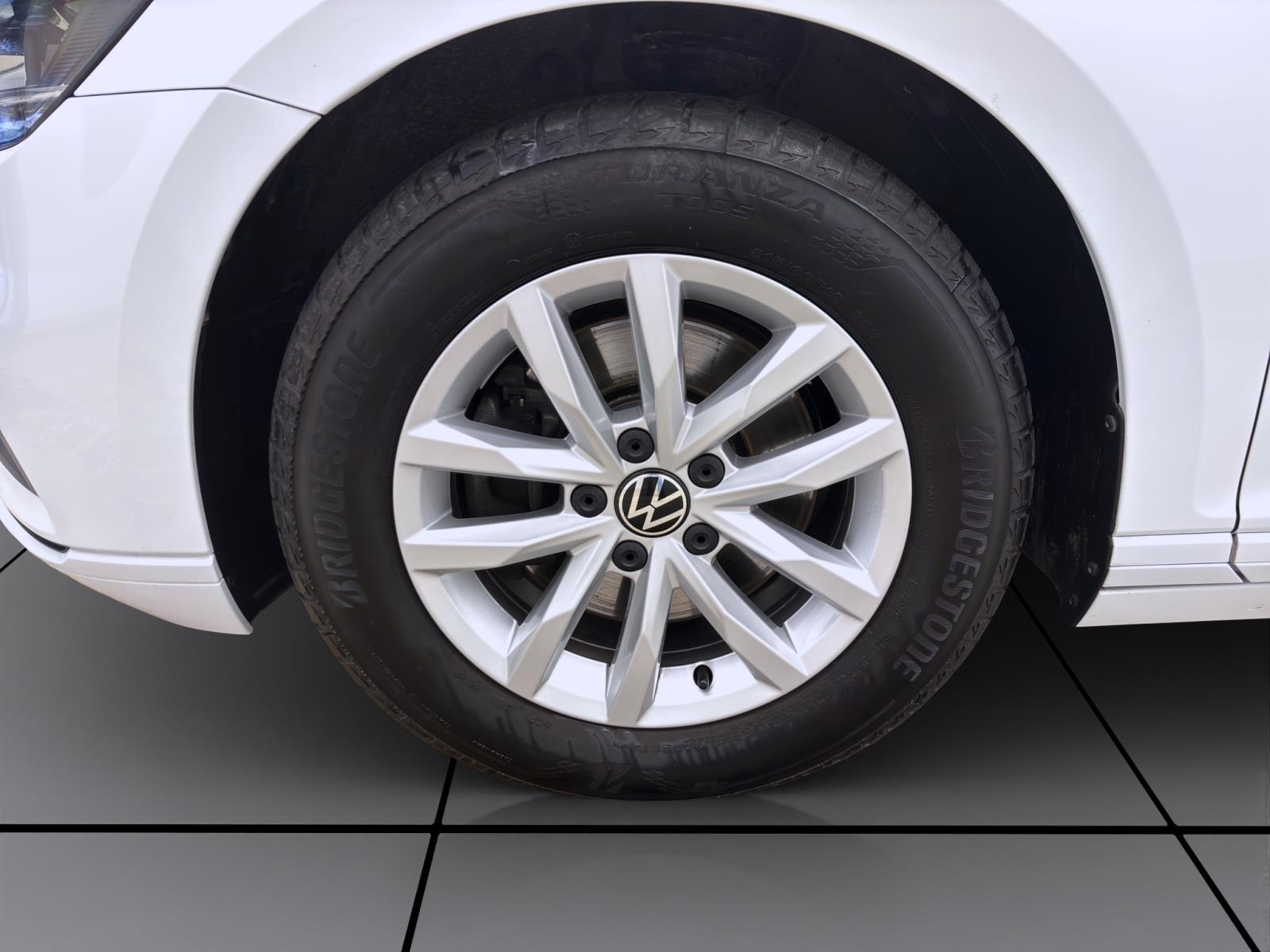 Volkswagen Passat Variant 2.0 TDI DSG BUSINESS NAVI KAMERA PDC LED
