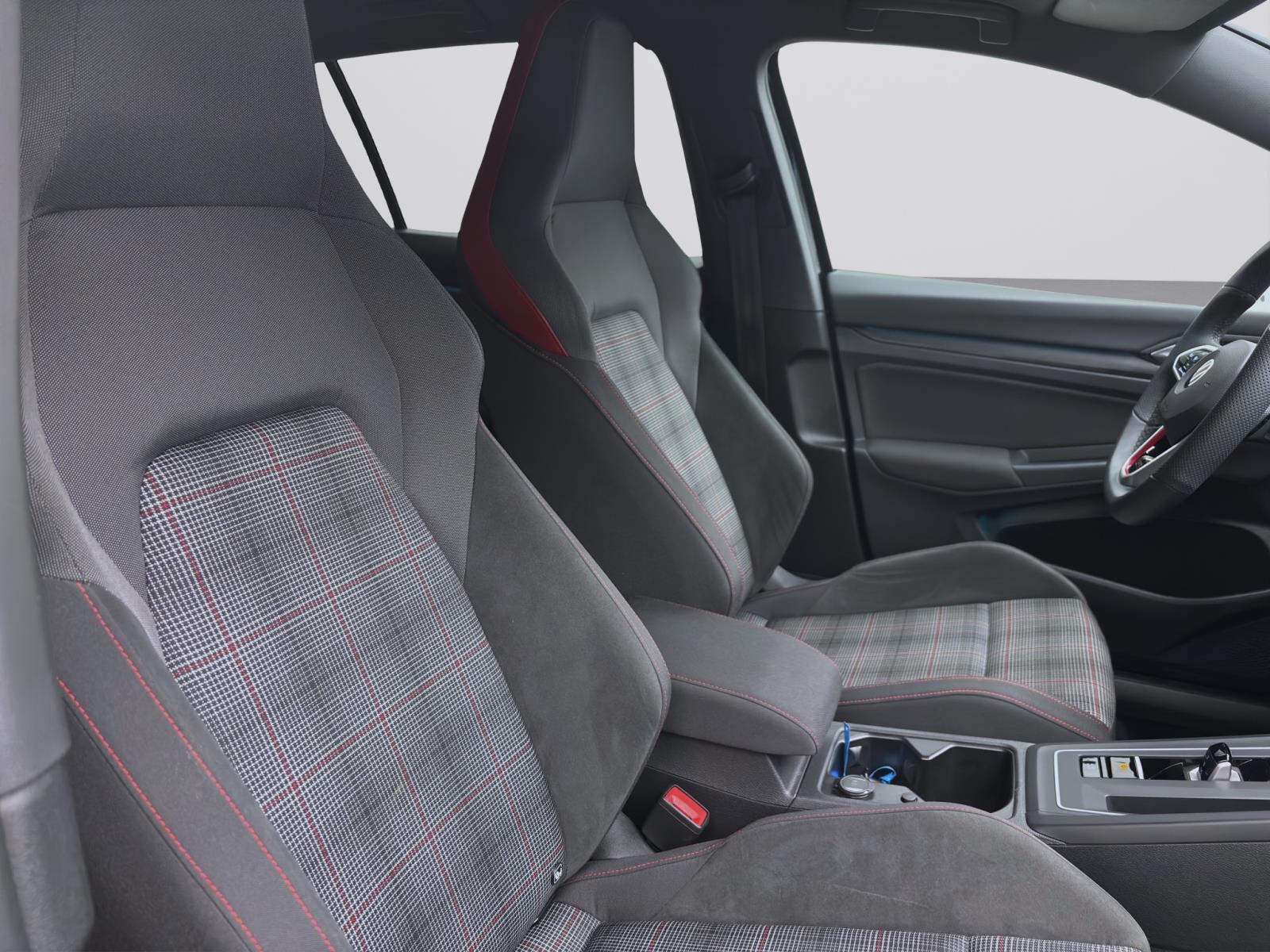 Volkswagen Golf GTI NAVI KAMERA PDC LED KLIMA