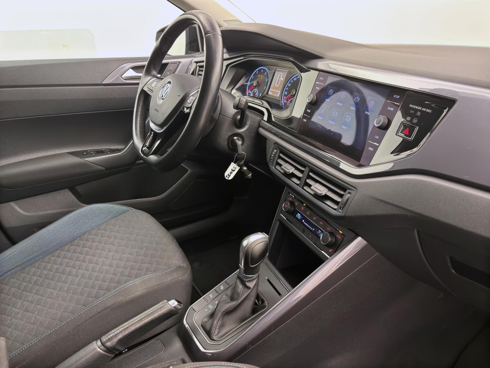 Volkswagen Polo 1.0 TSI DSG IQ.DRIVE KLIMA PDC SITZHZG