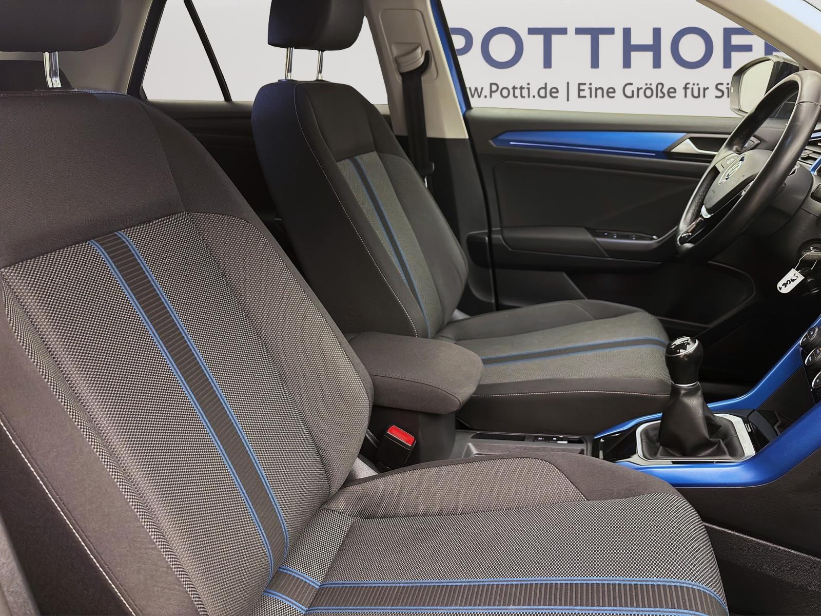 Volkswagen T-Roc 1.5 TSI STYLE NAVI PDC SITZHZG KLIMA