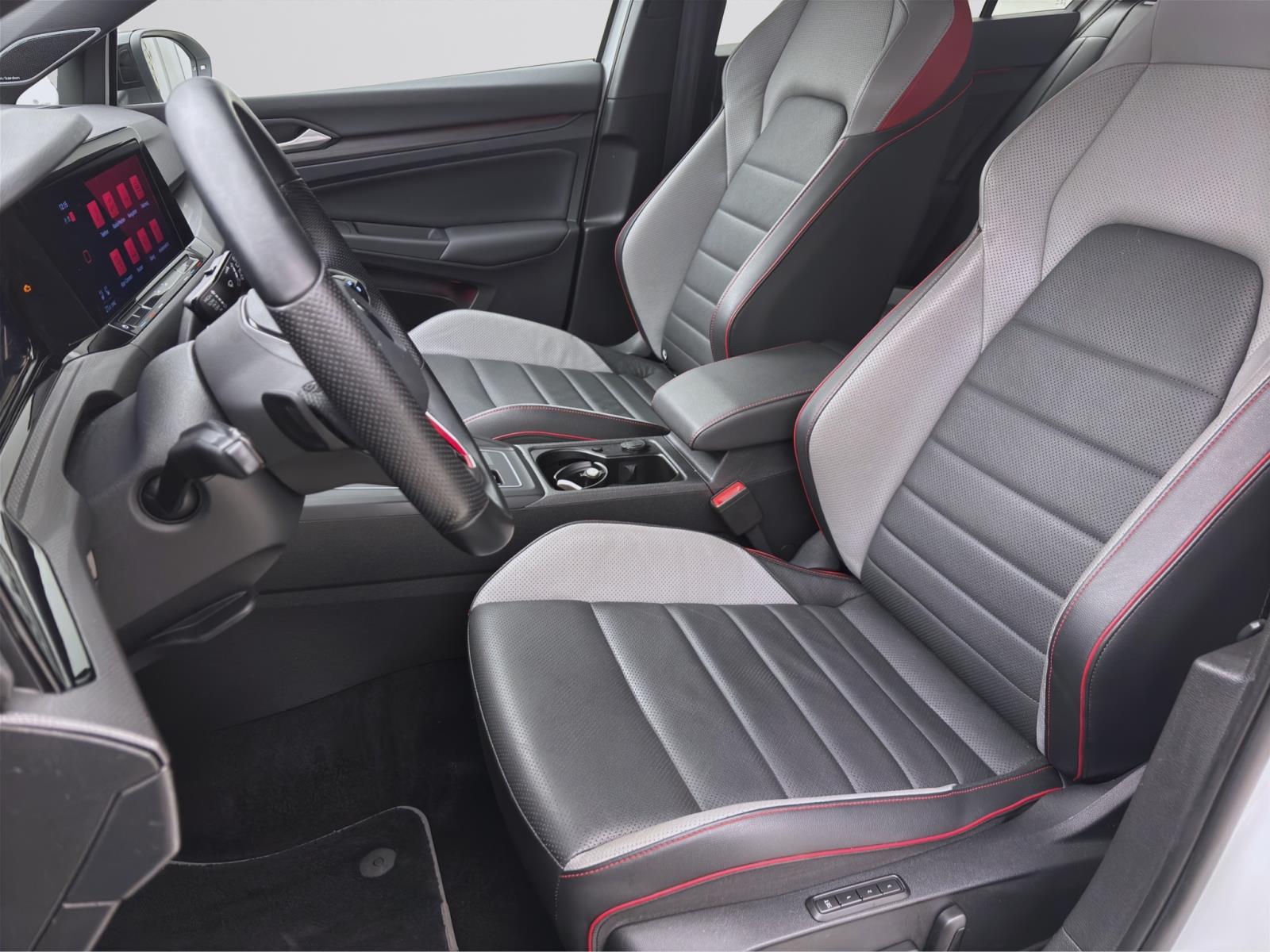 Volkswagen Golf GTI STDHZG LEDER LM19 NAVI