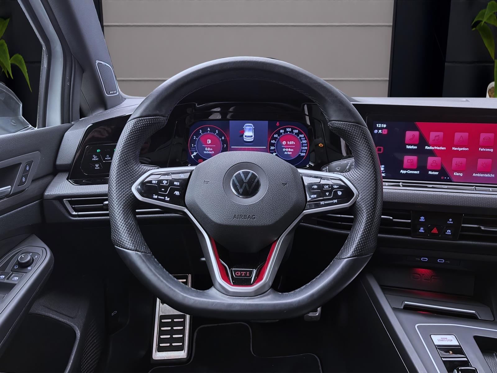Volkswagen Golf GTI STDHZG LEDER LM19 NAVI