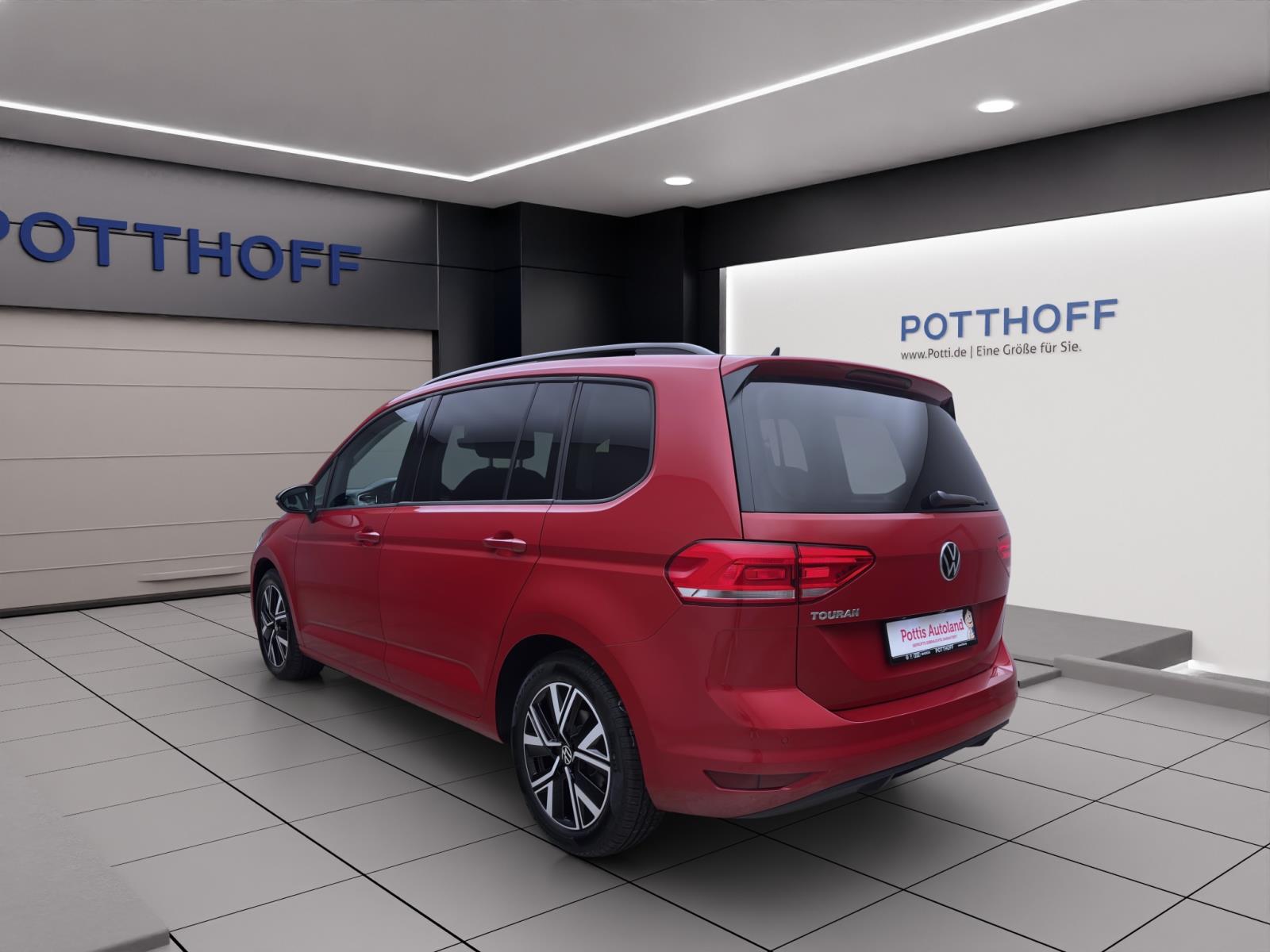 Volkswagen Touran 1.5 TSI HIGHLINE NAVI AHK KAMERA PDC