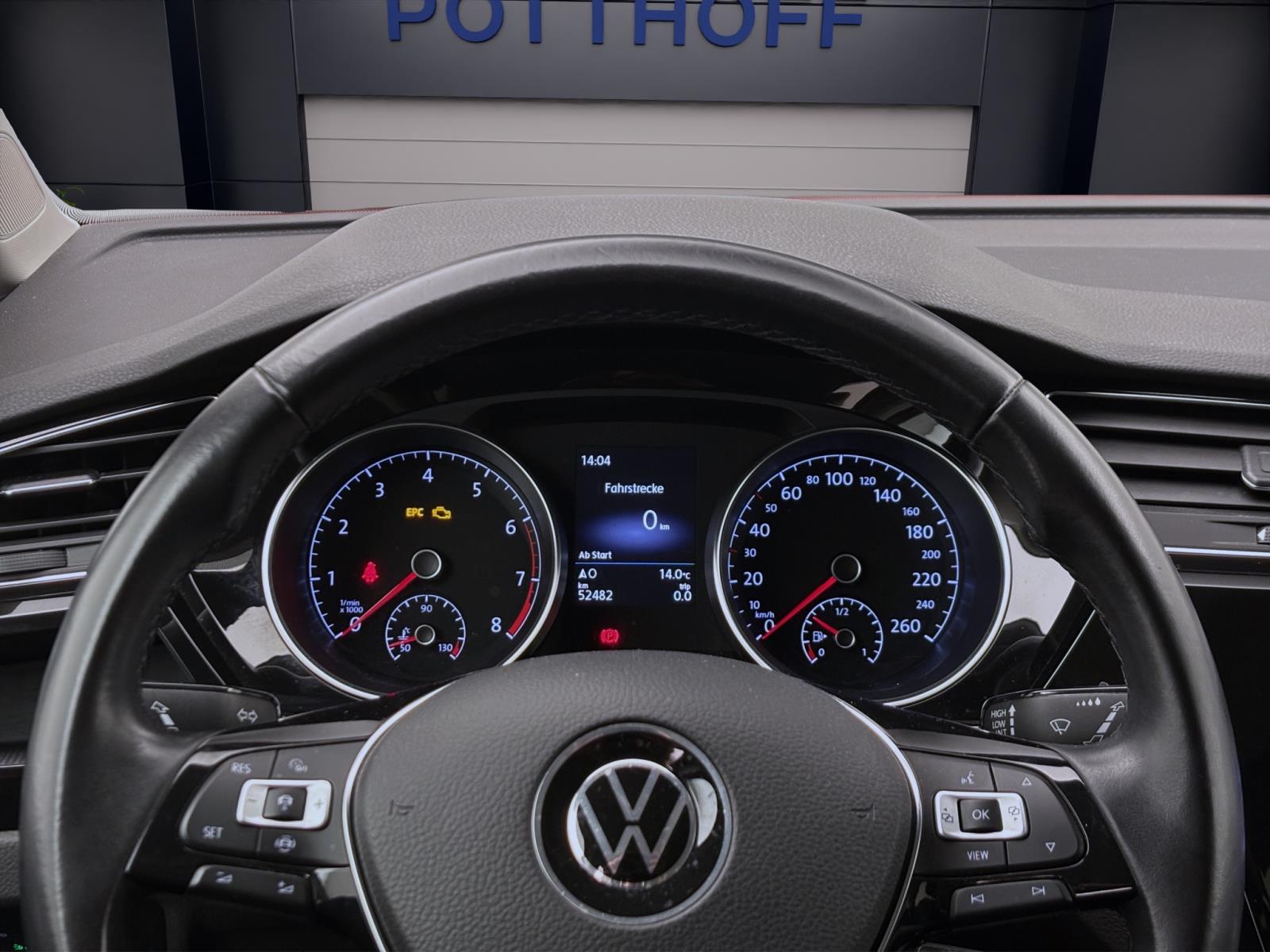 Volkswagen Touran 1.5 TSI HIGHLINE NAVI AHK KAMERA PDC