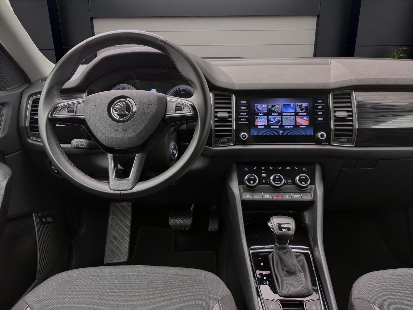 Skoda Kodiaq 2.0 TDI DSG DRIVE 125 STDHZG NAVI AHK PDC