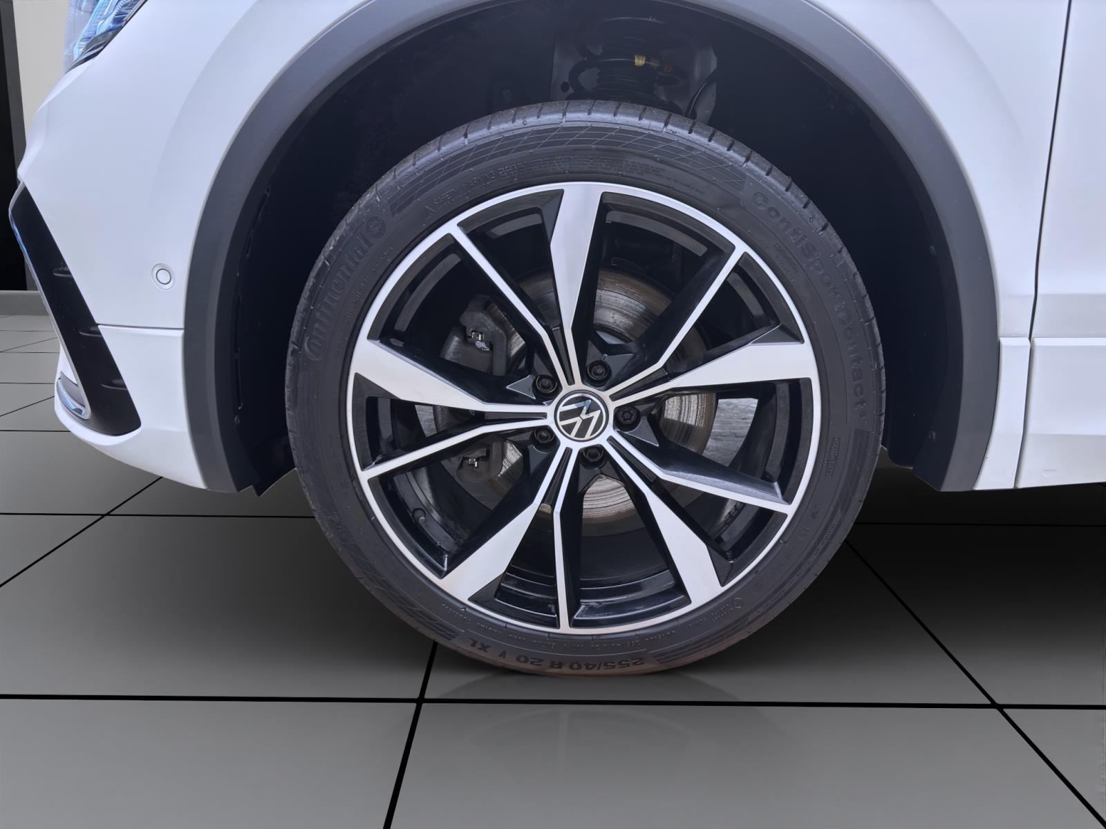 Volkswagen Tiguan Allspace 2.0 TDI DSG 4M R-LINE HARMAN HuD STDHZG
