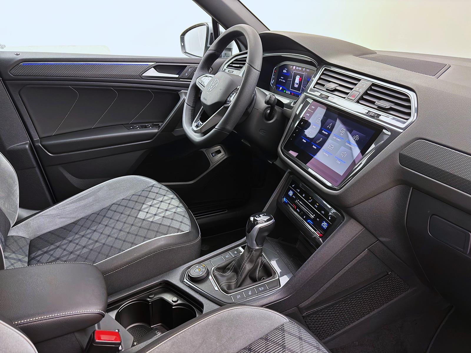 Volkswagen Tiguan Allspace 2.0 TDI DSG 4M R-LINE HARMAN HuD STDHZG