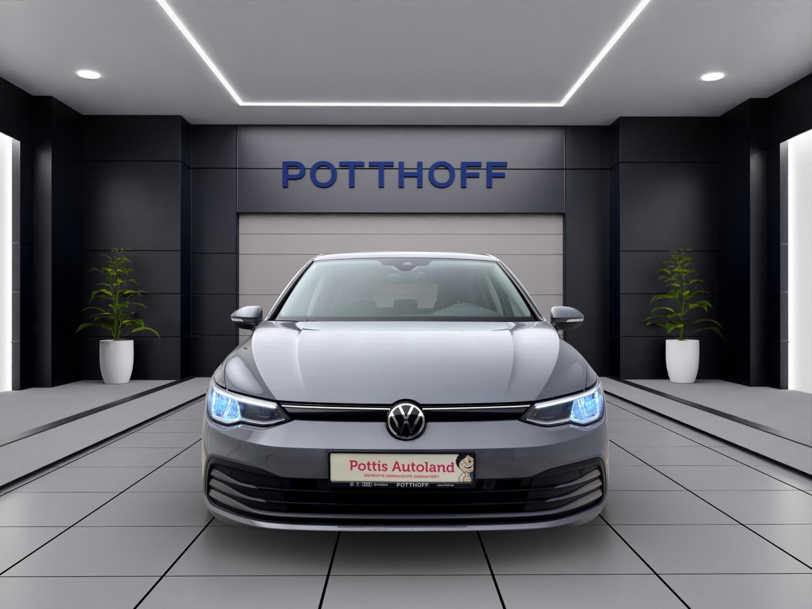 Volkswagen Golf 1.5 eTSI DSG LIFE NAVI KAMERA PDC KLIMA