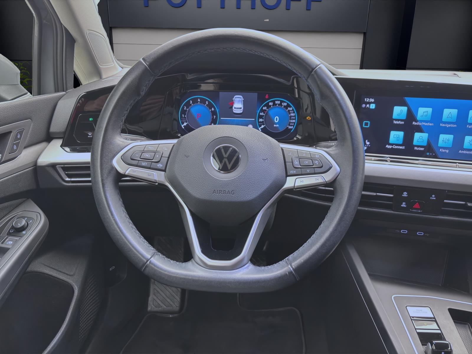 Volkswagen Golf 1.5 eTSI DSG LIFE NAVI KAMERA PDC KLIMA