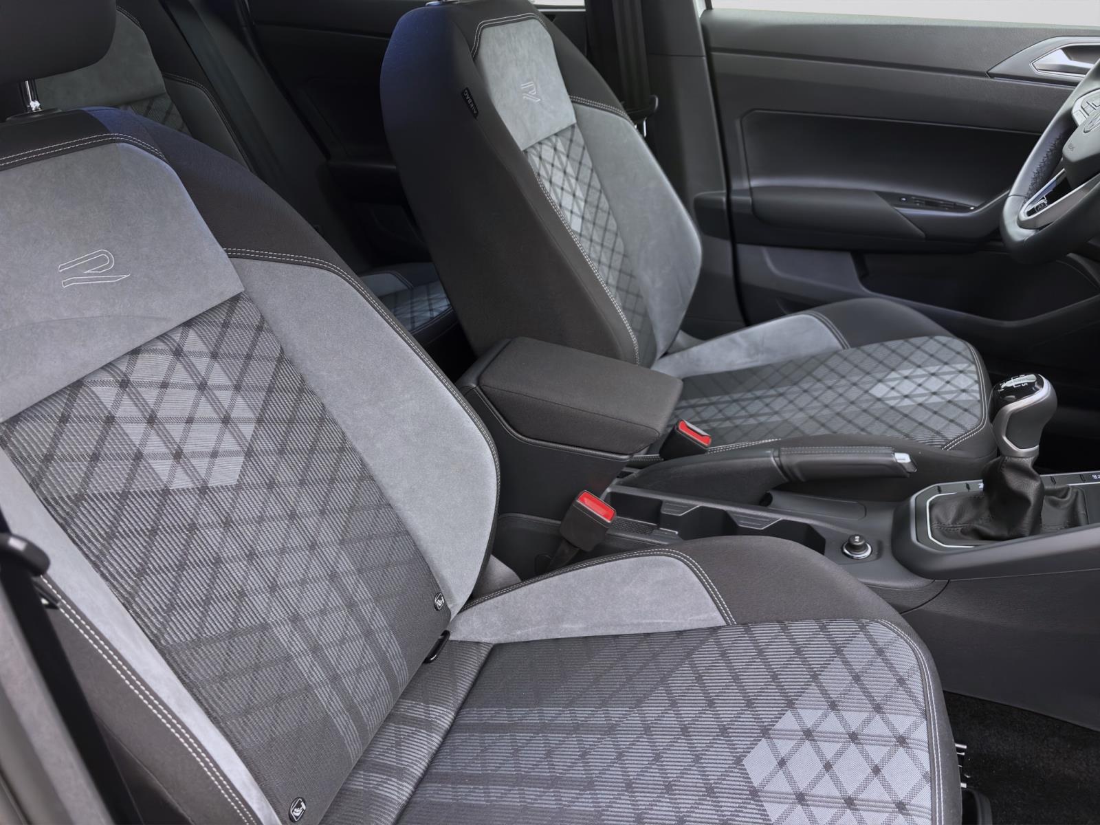 Volkswagen Polo 1.0 TSI R-LINE PDC MATRIX SITZHZG KLIMA