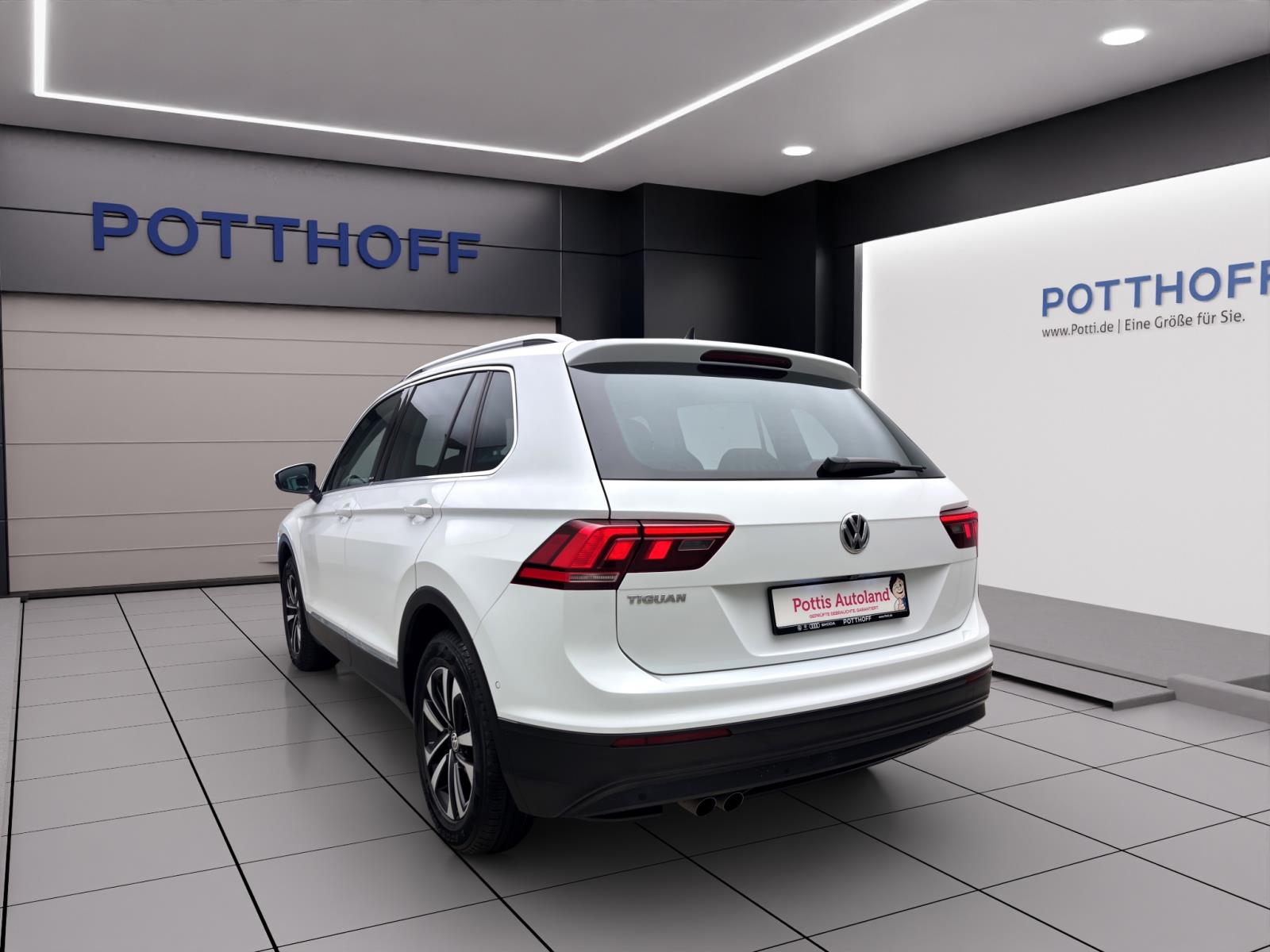 Volkswagen Tiguan 1.5 TSI COMFORTLINE NAVI AHK KAMERA PDC