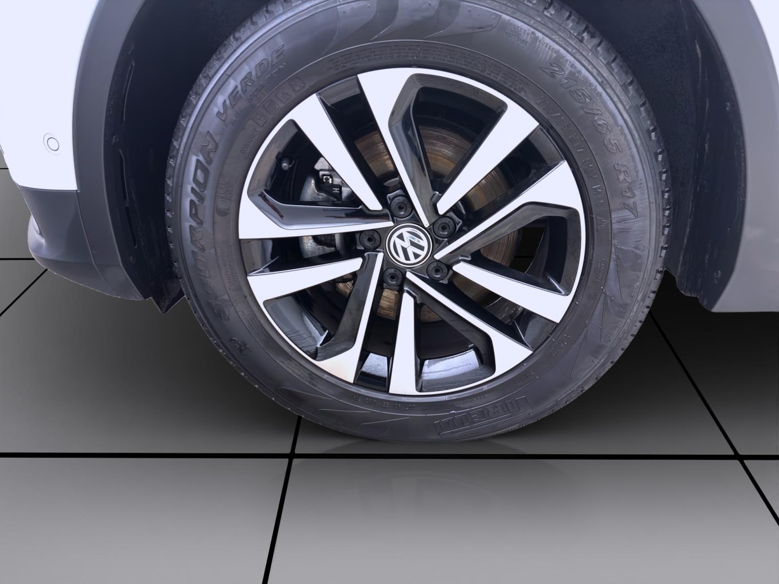 Volkswagen Tiguan 1.5 TSI COMFORTLINE NAVI AHK KAMERA PDC