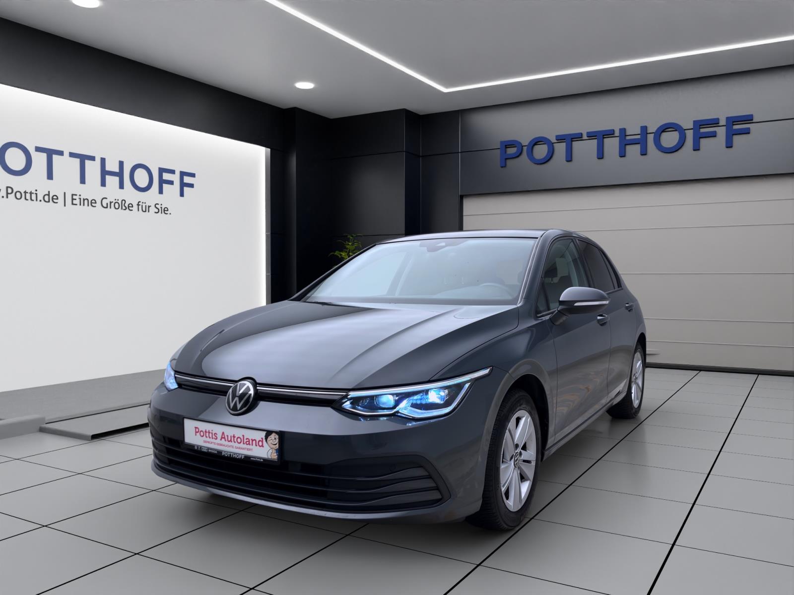 Volkswagen Golf 1.5 TSI LIFE IQ.LIGHT NAVI SITZHZG