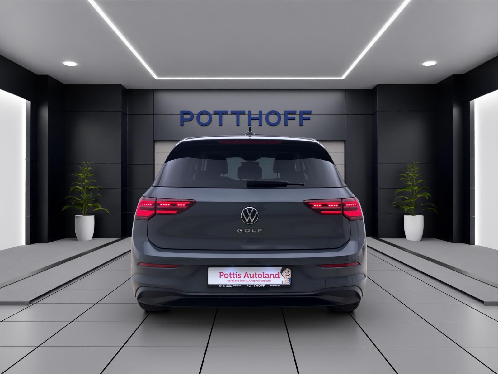 Volkswagen Golf 1.5 TSI LIFE IQ.LIGHT NAVI SITZHZG