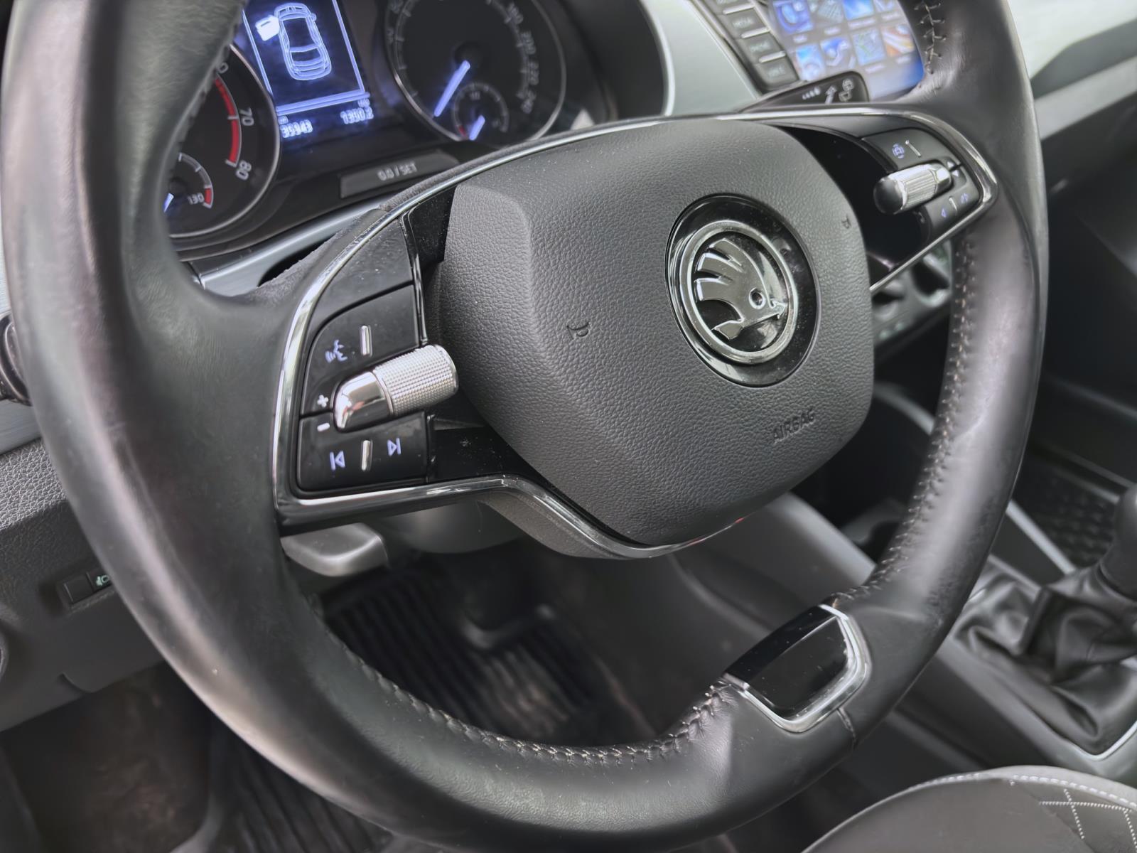 Skoda Fabia 1.0 TSI AMBITION NAVI KLIMA DAB+