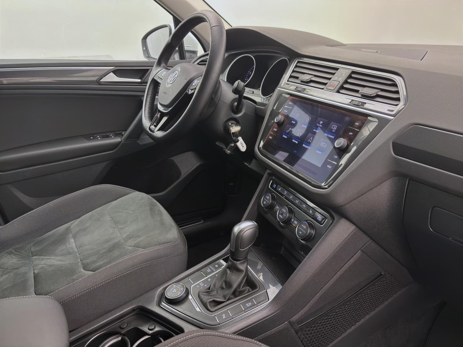 Volkswagen Tiguan 2.0 TSI DSG 4M HIGHLINE NAVI SITZHZ PDC LED