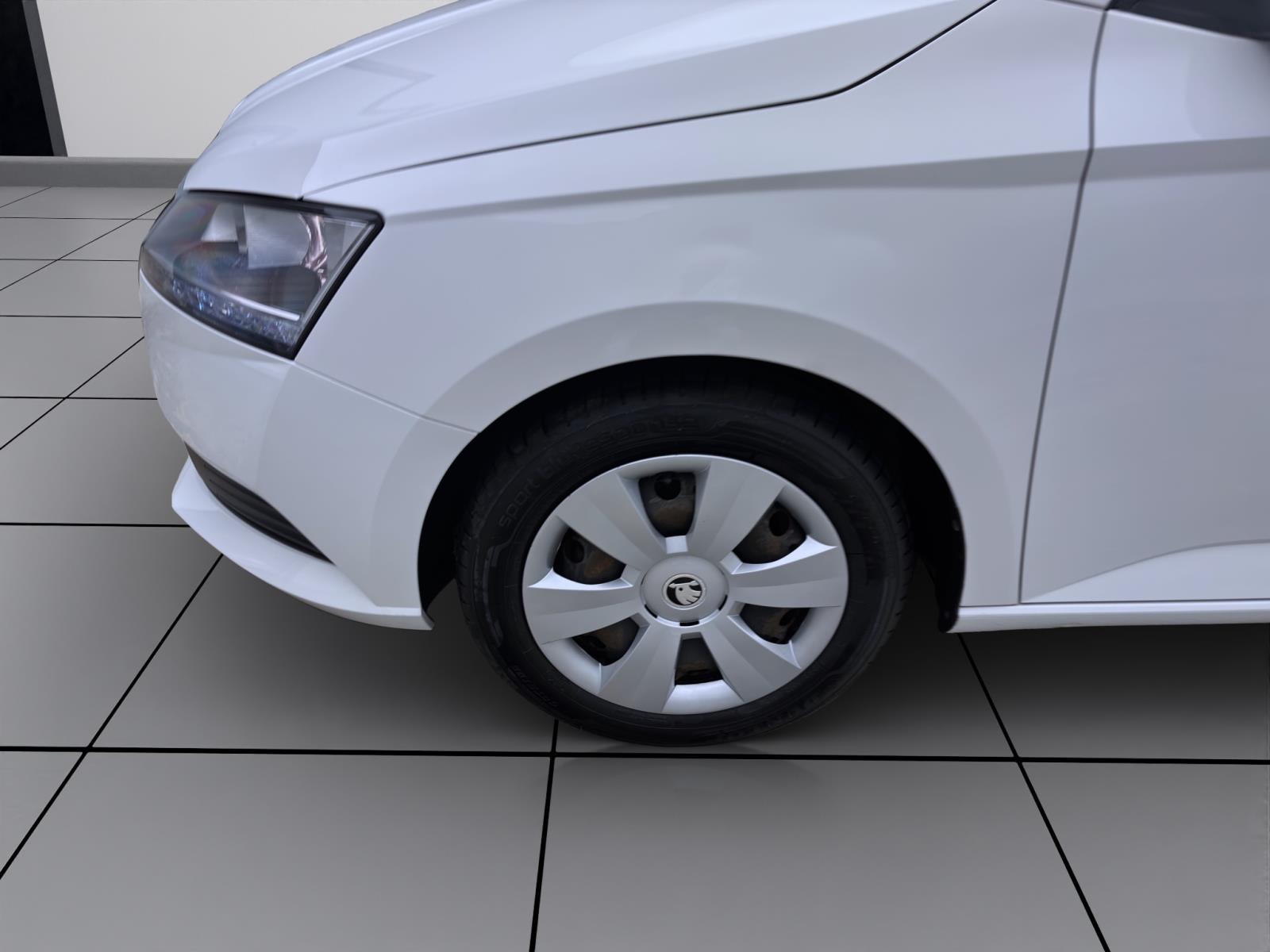 Skoda Fabia 1.0 TSI AMBITION NAVI KLIMA DAB+