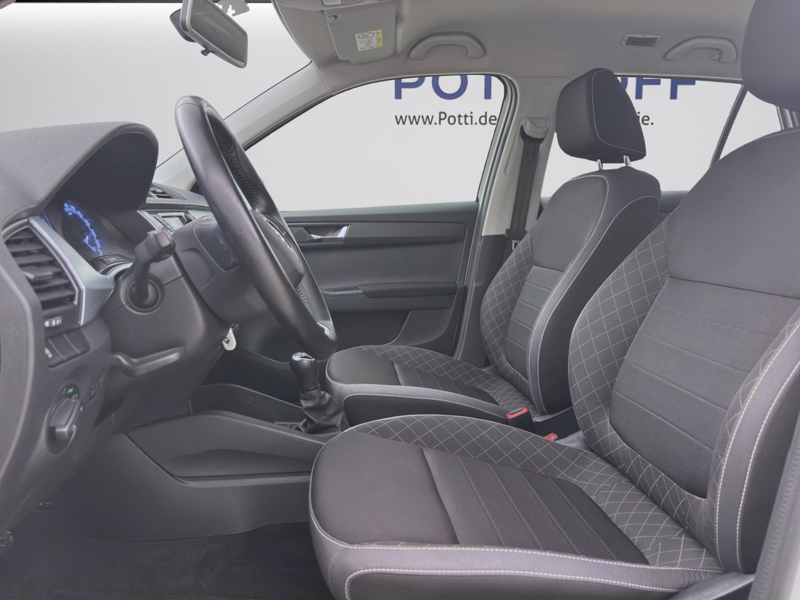 Skoda Fabia 1.0 TSI AMBITION NAVI KLIMA DAB+