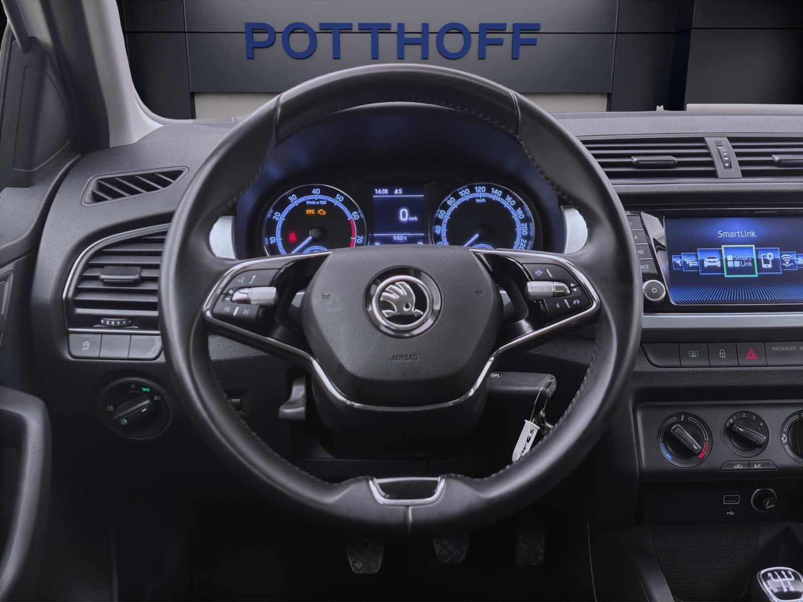 Skoda Fabia 1.0 TSI AMBITION NAVI KLIMA DAB+