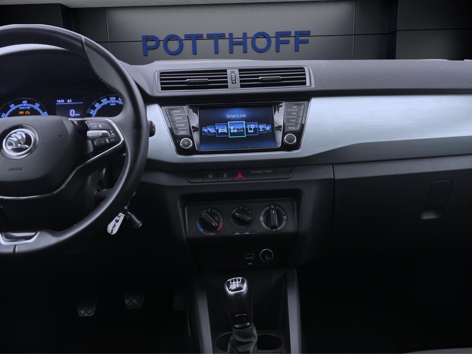 Skoda Fabia 1.0 TSI AMBITION NAVI KLIMA DAB+