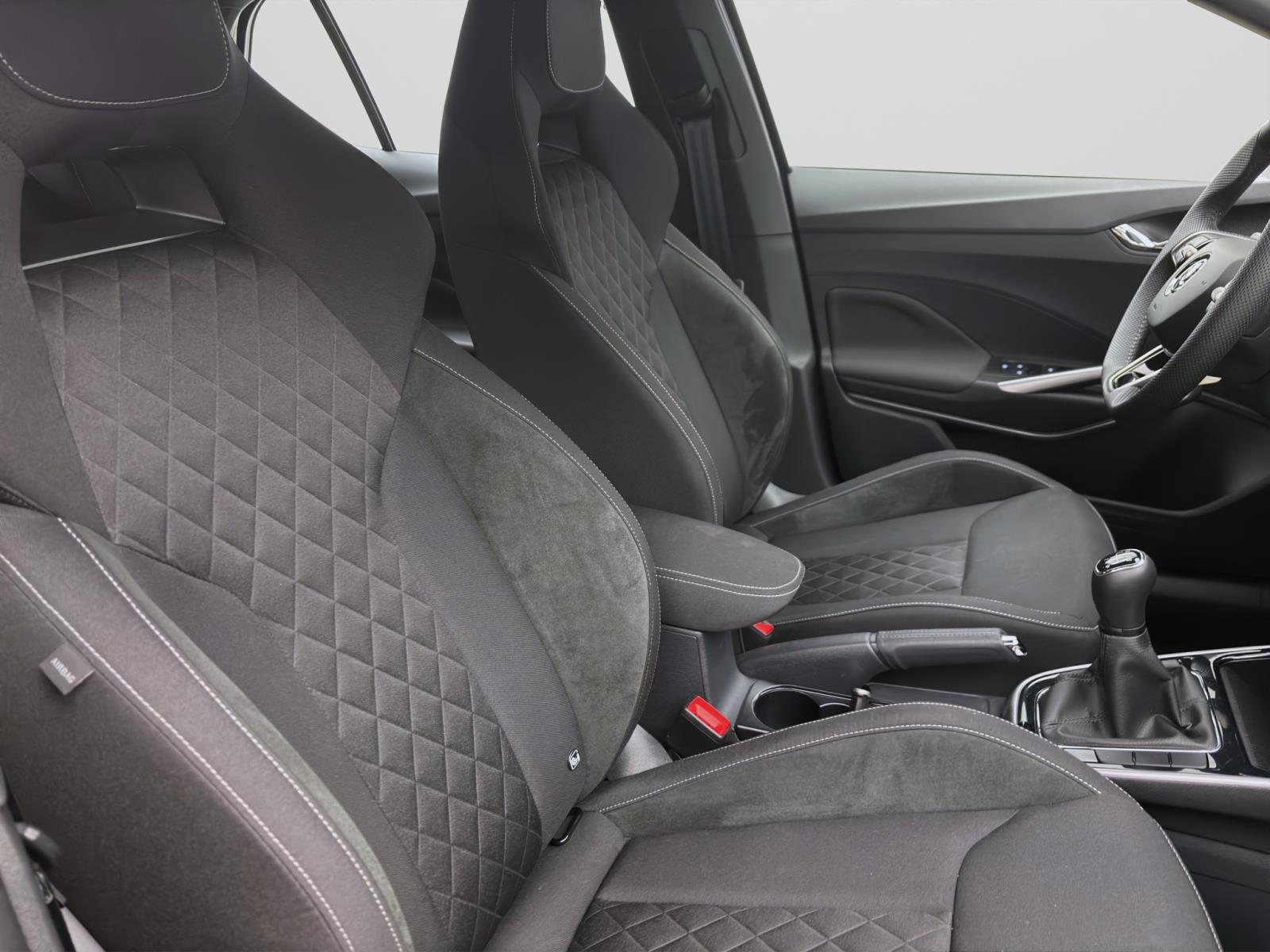 Skoda Fabia 1.0 TSI SELECTION PDC LED SITZHZG KLIMA