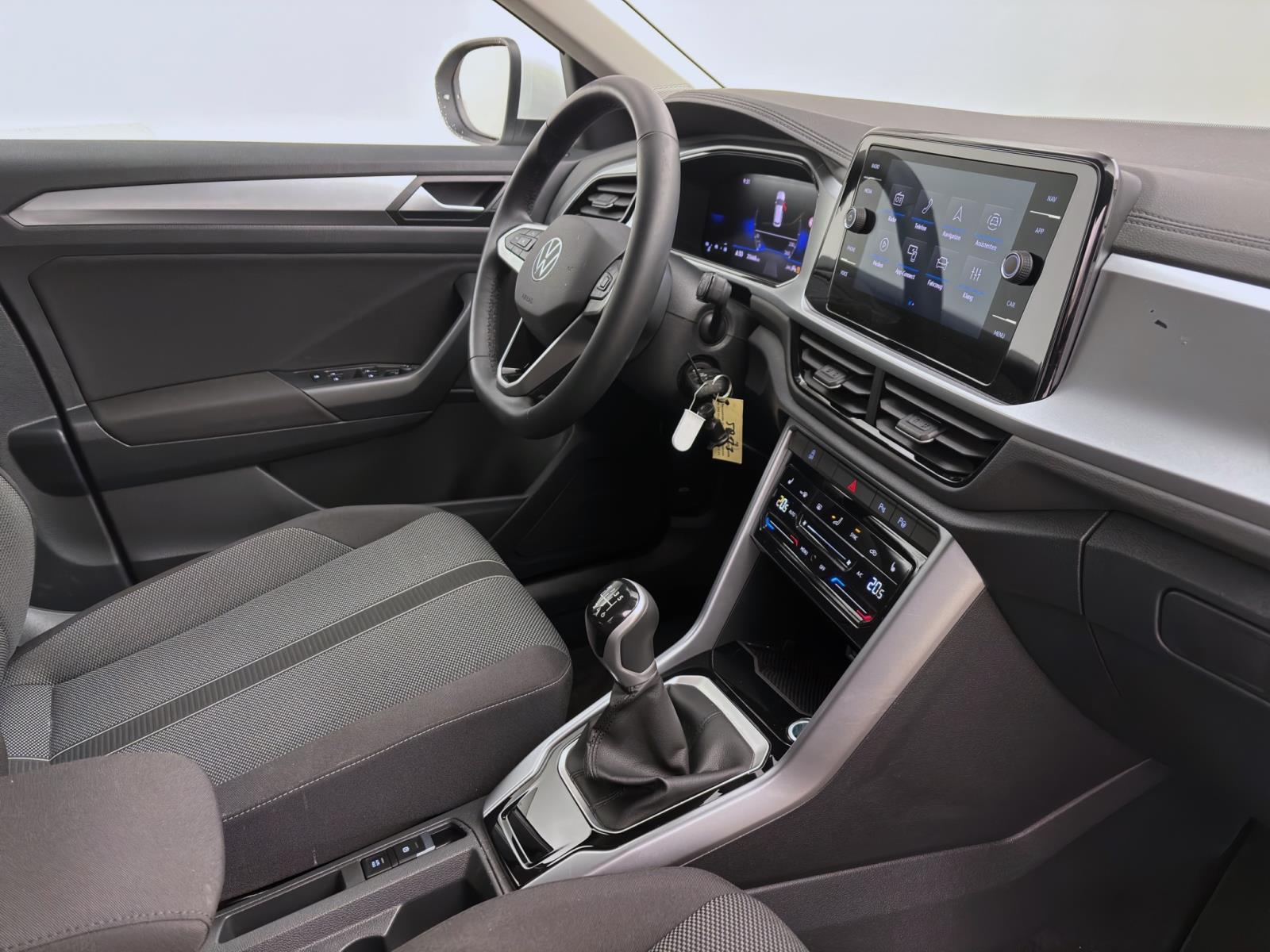 Volkswagen T-Roc 1.0 TSI LIFE NAVI KLIMA PDC LED