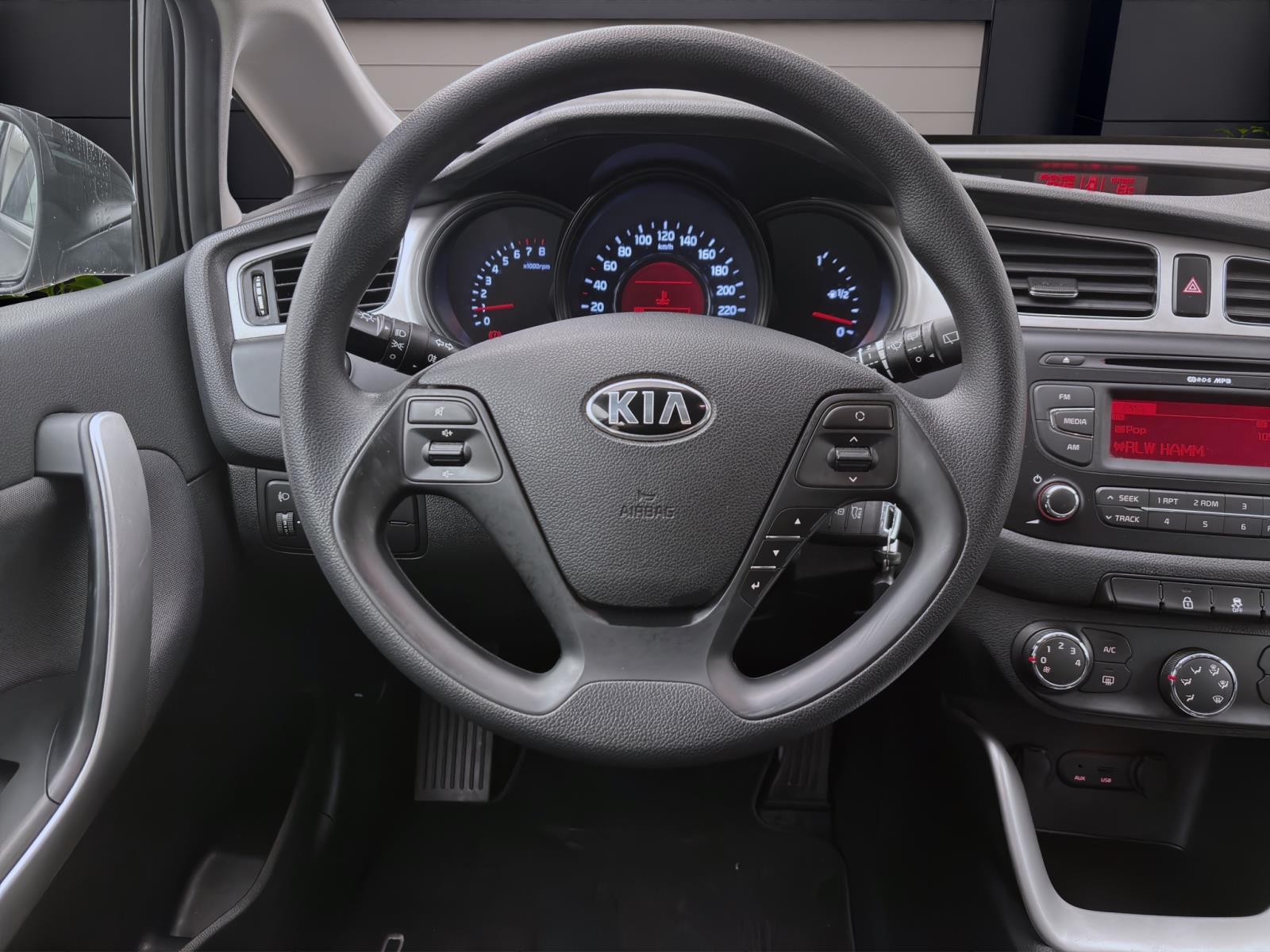 Kia Ceed 1.4 ATTRACT PLUS KLIMA eFENSTER ZV