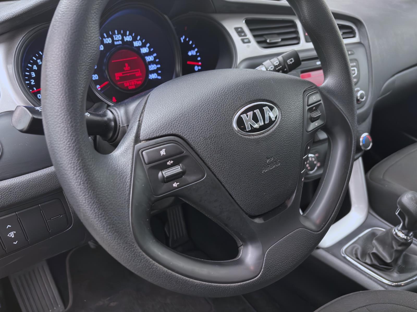 Kia Ceed 1.4 ATTRACT PLUS KLIMA eFENSTER ZV