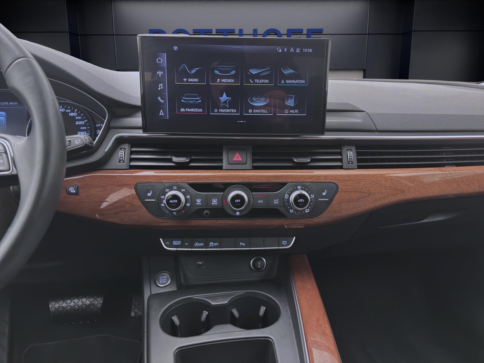 Audi A4 Avant 40 TFSI ADVANCED MATRIX NAVI HuD PANO