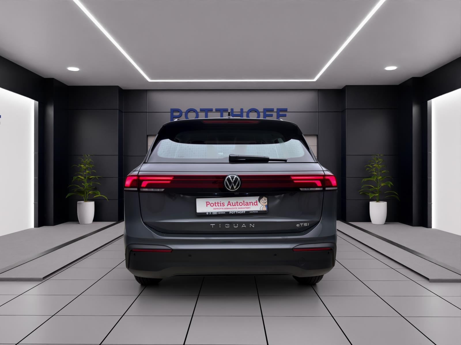 Volkswagen Tiguan 1.5 eTSI DSG NAVI AHK KAMERA PDC