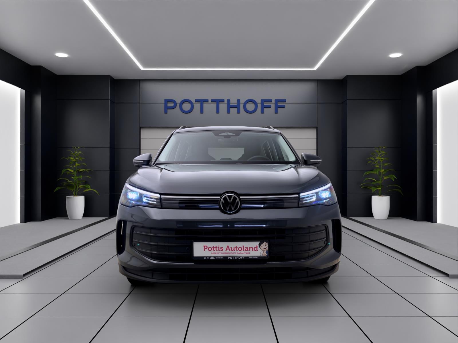 Volkswagen Tiguan 1.5 eTSI DSG NAVI AHK KAMERA PDC