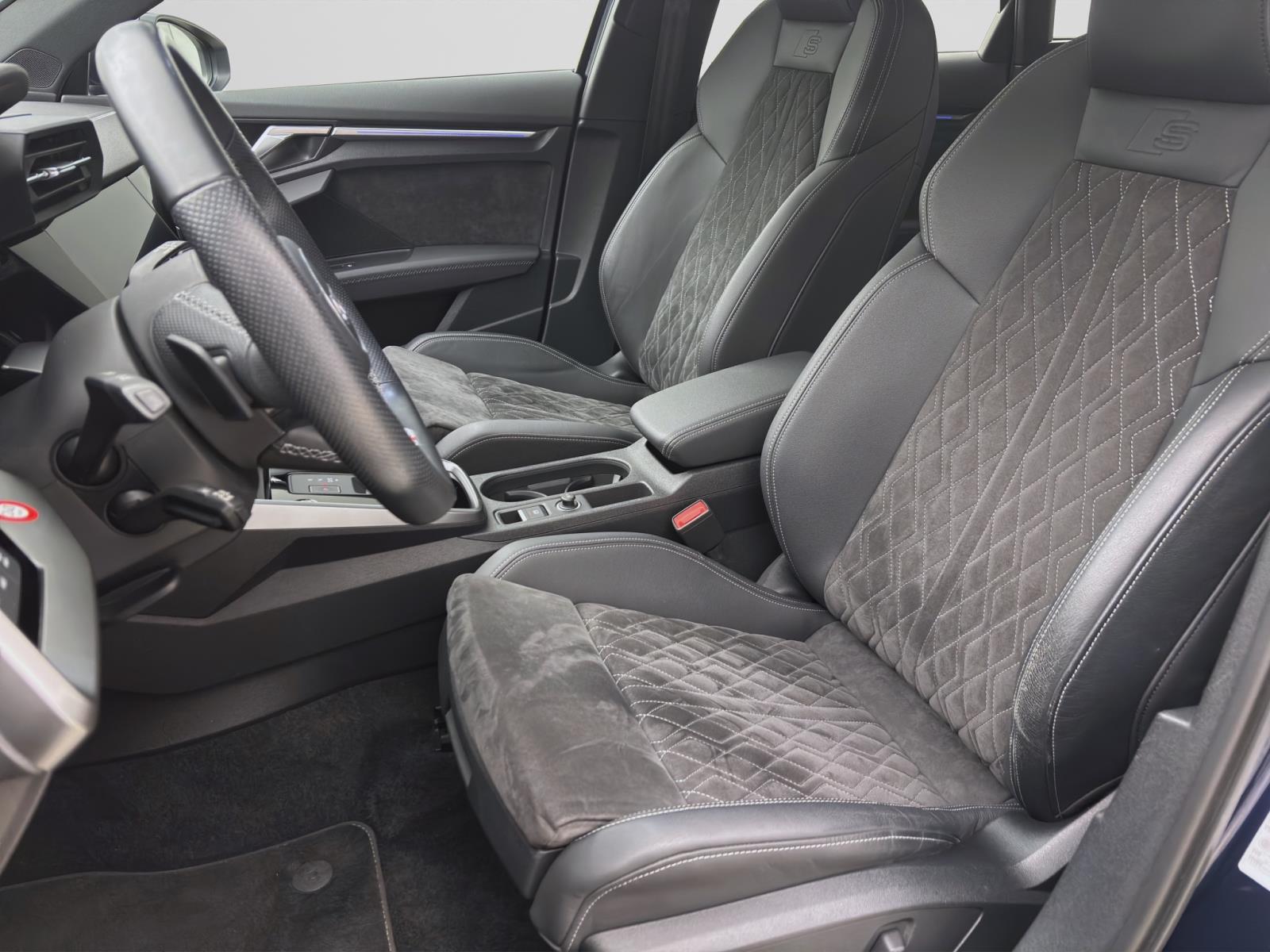 Audi A3 Sportback 40 TFSIe S LINE LED KAMERA NAVI PANO