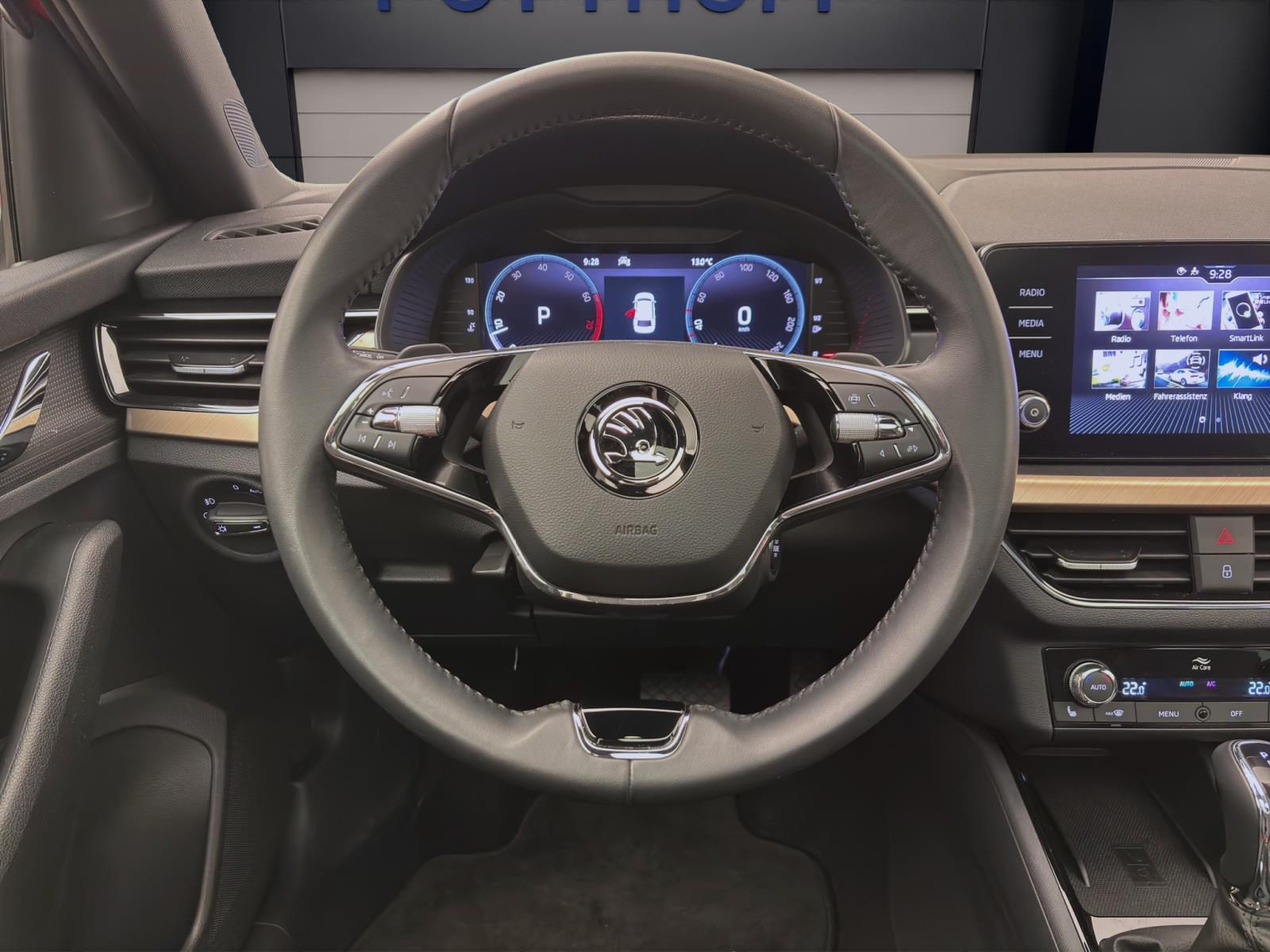 Skoda Scala 1.5 TSI DSG STYLE PANO KLIMA PDC SITZHZG