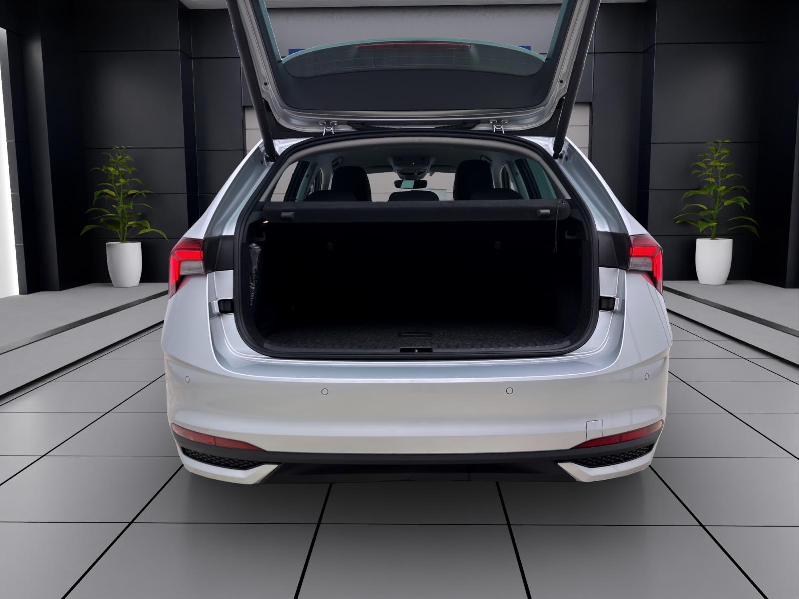 Skoda Scala 1.0 TSI DRIVE LM17 VIRTUAL KAMERA MATRIX