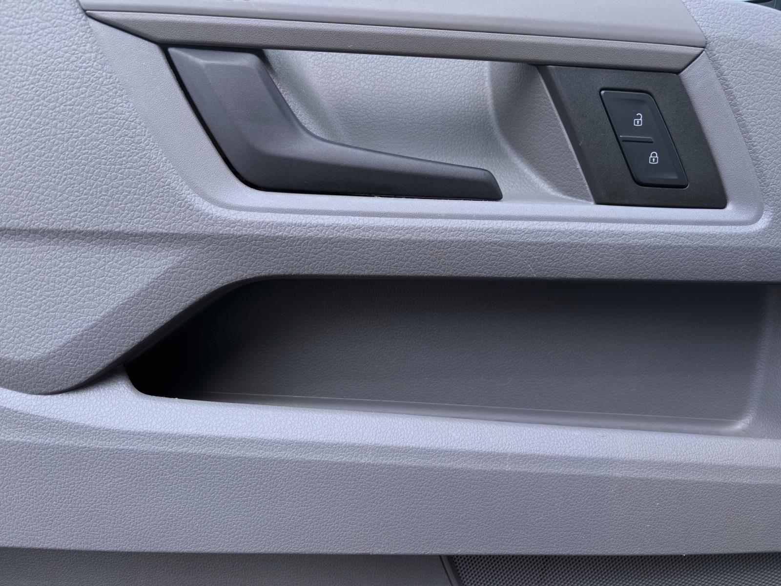 Bild 8: Volkswagen Crafter Kasten 30 TDI MITTEL ND BLUETOOTH DOPPELSITBANK