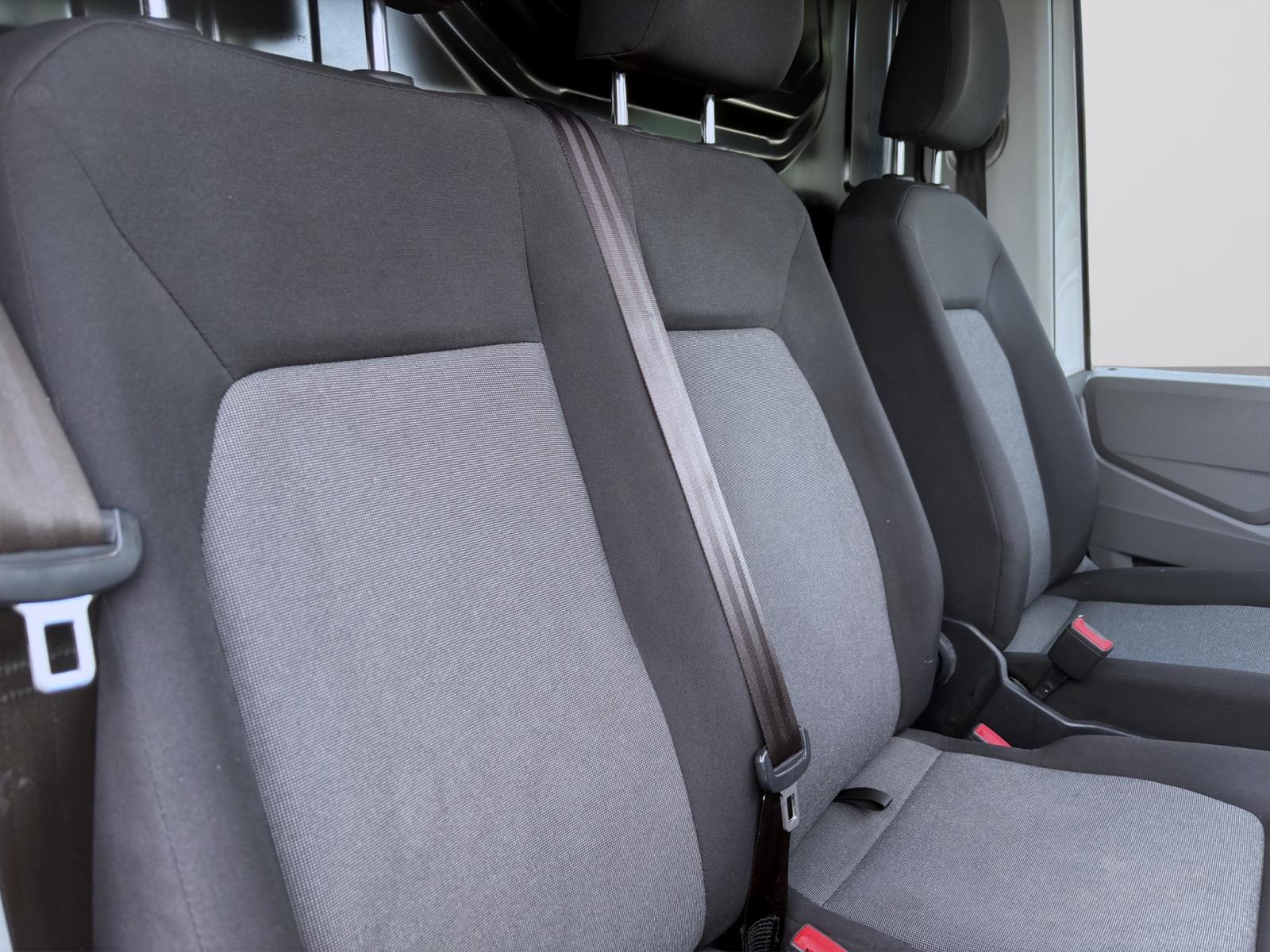 Bild 13: Volkswagen Crafter Kasten 30 TDI MITTEL ND BLUETOOTH DOPPELSITBANK