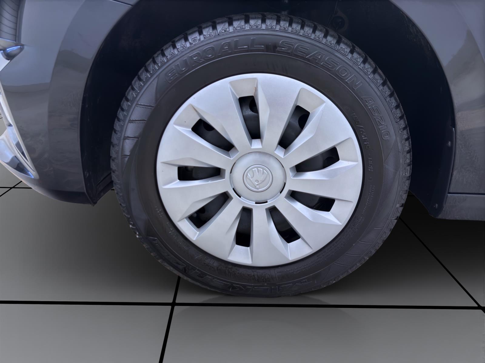 Skoda Fabia 1.0 TSI SELECTION LM16 PDC LED SITZHZG