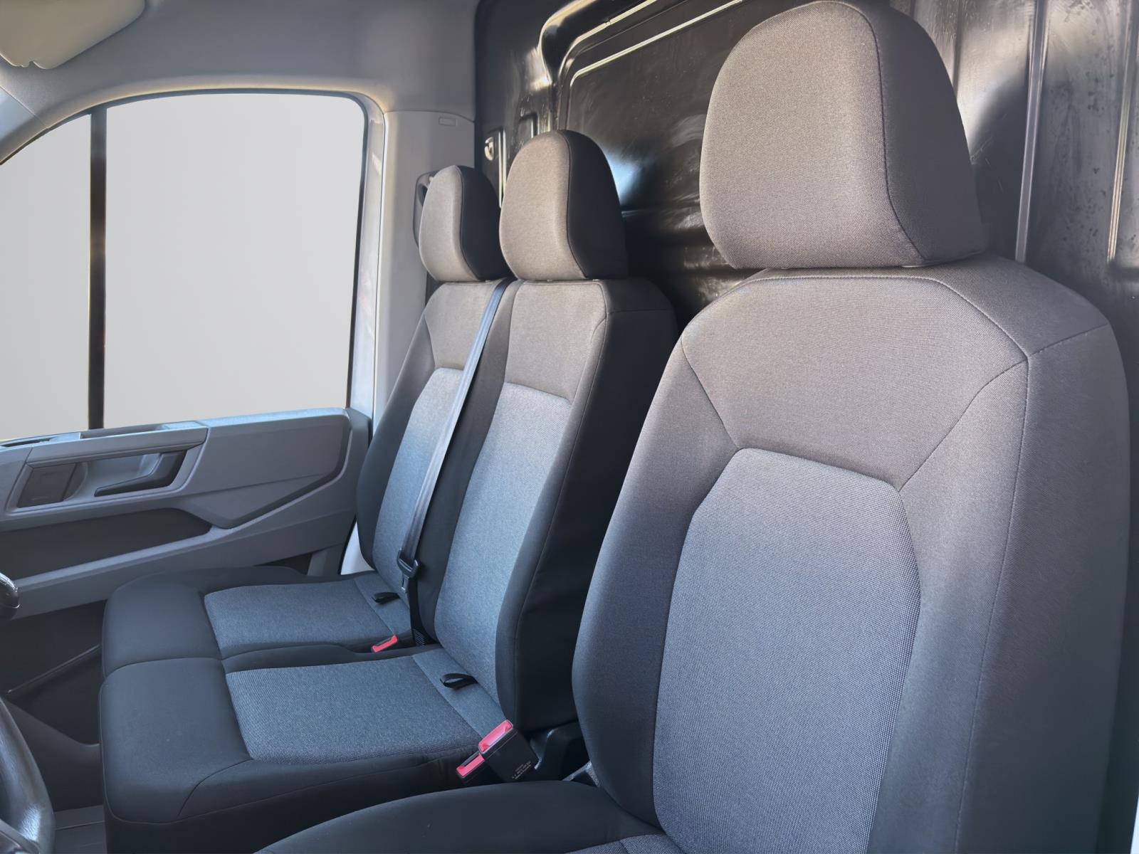 Volkswagen Crafter Kasten 30 TDI MITTEL ND BLUETOOTH DOPPELSITBANK