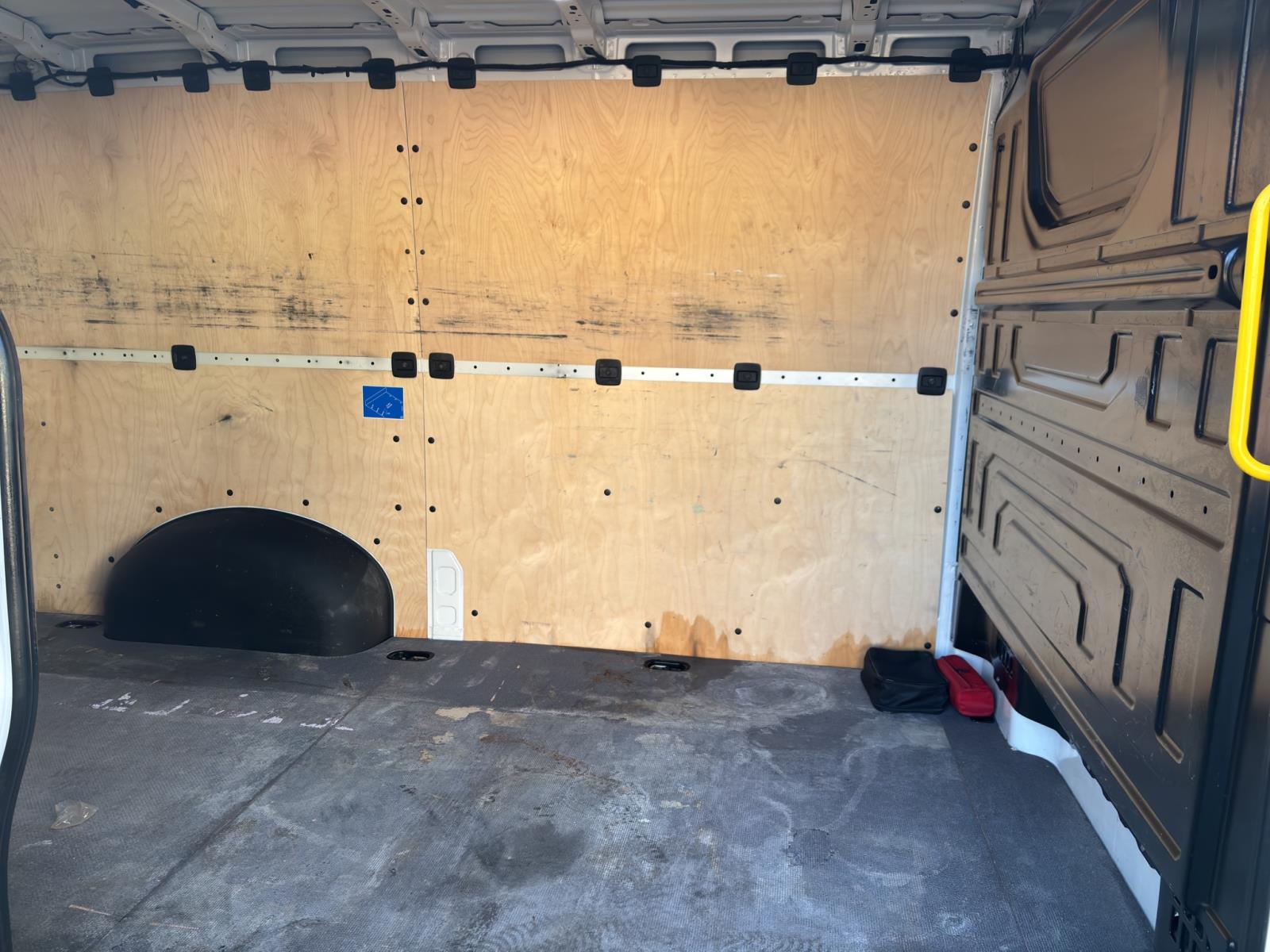 Volkswagen Crafter Kasten 30 TDI MITTEL ND BLUETOOTH DOPPELSITBANK