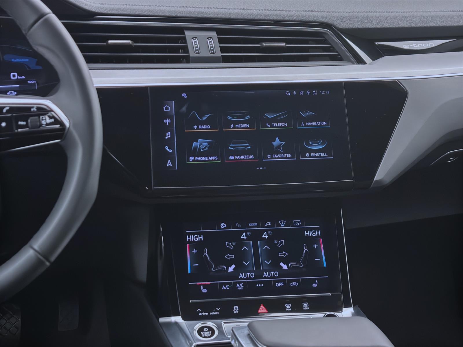 Audi Q8 e-tron 55 Q ADVANCED MATRIX NAVI HuD LM21