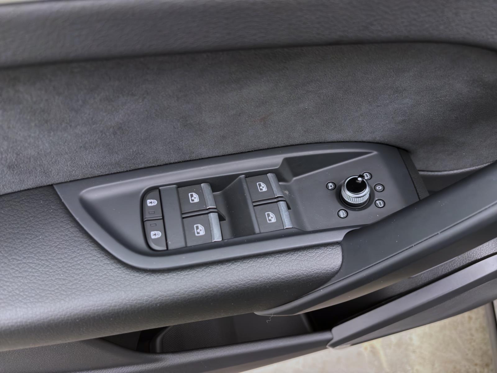 Audi Q5 35 TDI S LINE MATRIX eKLAPPE NAVI LM20