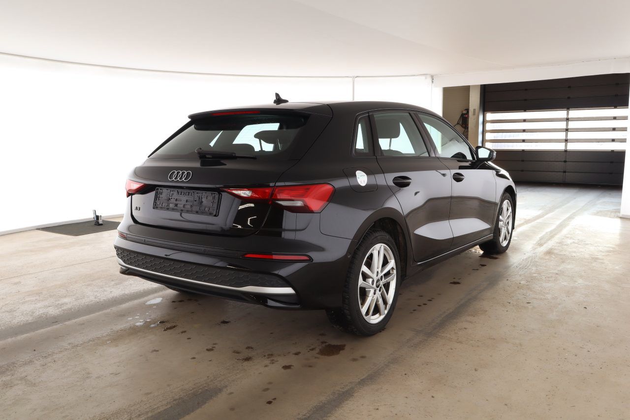 Audi A3 Sportback 35 TDI ADVANCED NAVI SONOS HuD LM17