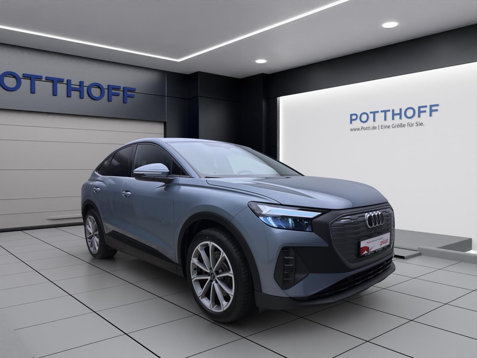 Audi Q4 e-tron Sportback 45 PDC KAMERA NAVI LM20