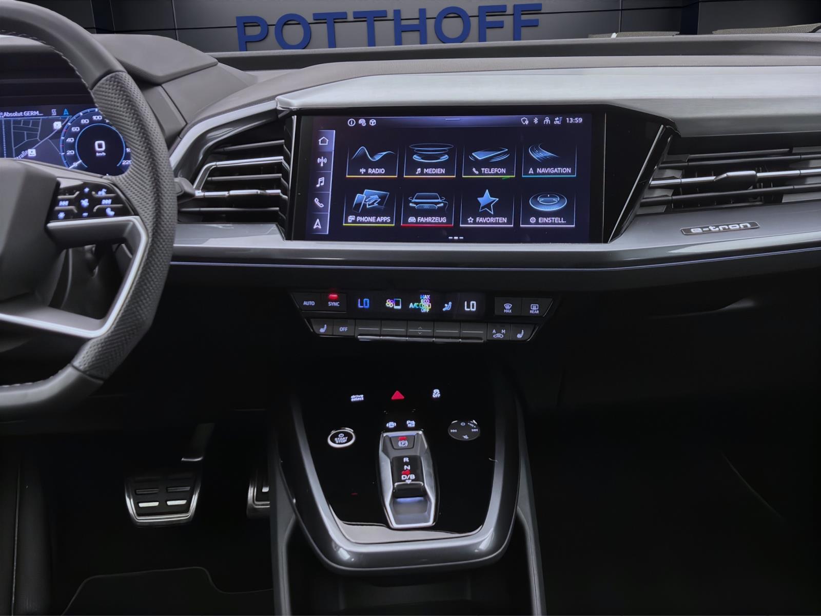 Audi Q4 e-tron Sportback 45 PDC KAMERA NAVI LM20