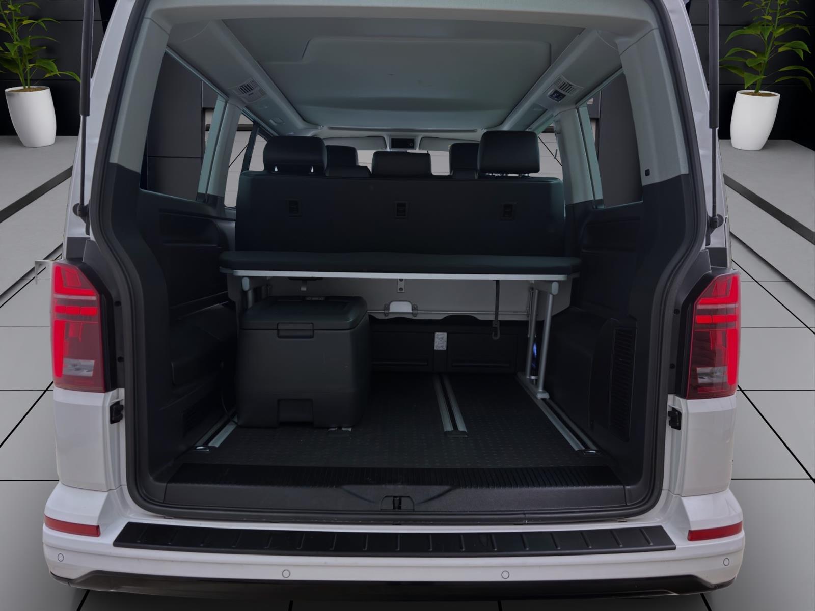 Volkswagen T6.1 California 2.0 TDI DSG 4M BEACH AHK NAVI STDHZG