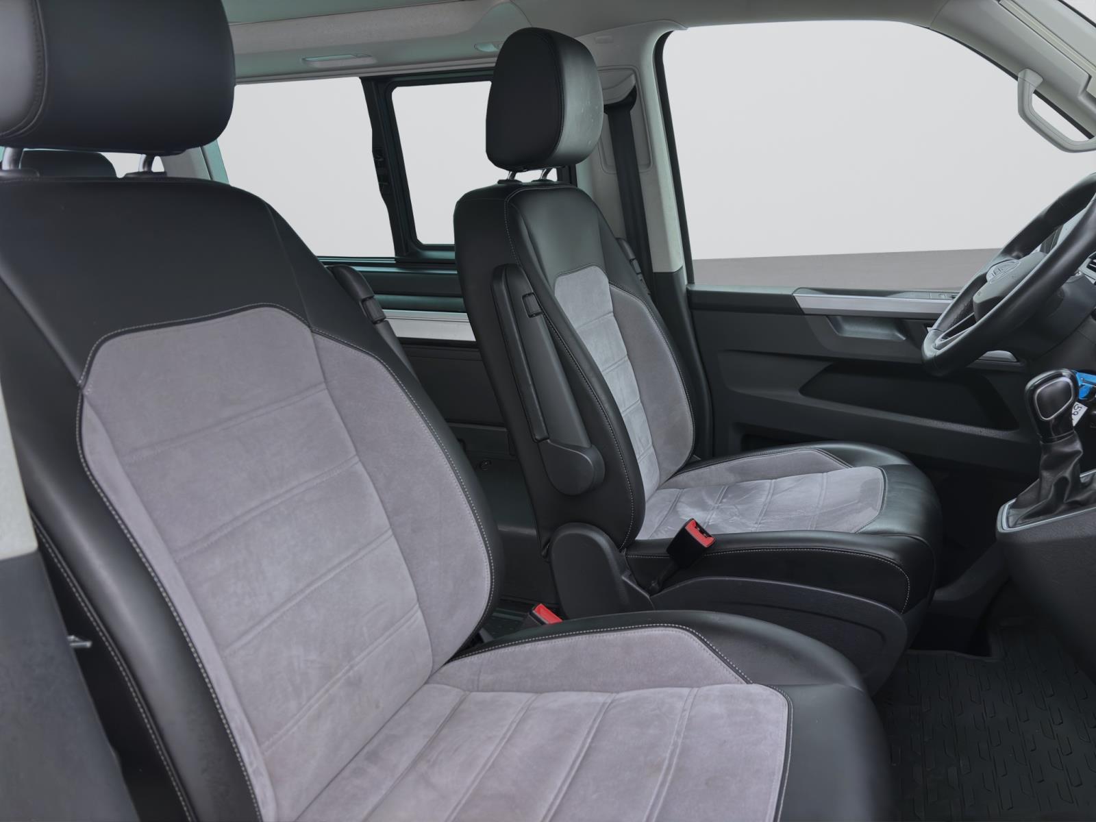 Volkswagen T6.1 California 2.0 TDI DSG 4M BEACH AHK NAVI STDHZG