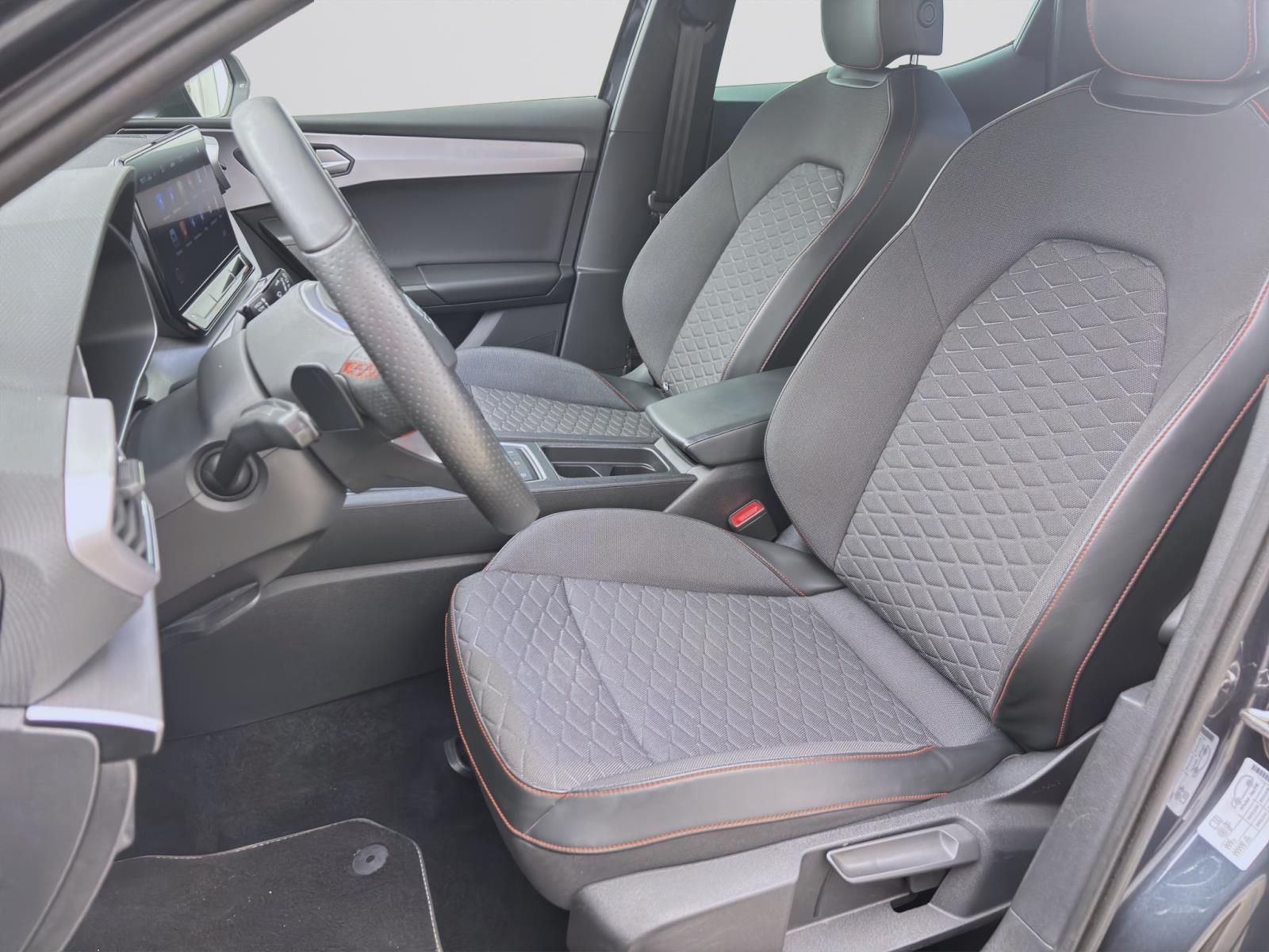 Seat Leon 1.4 TSI eHybrid DSG FR NAVI LED KAMERA SITZHZG