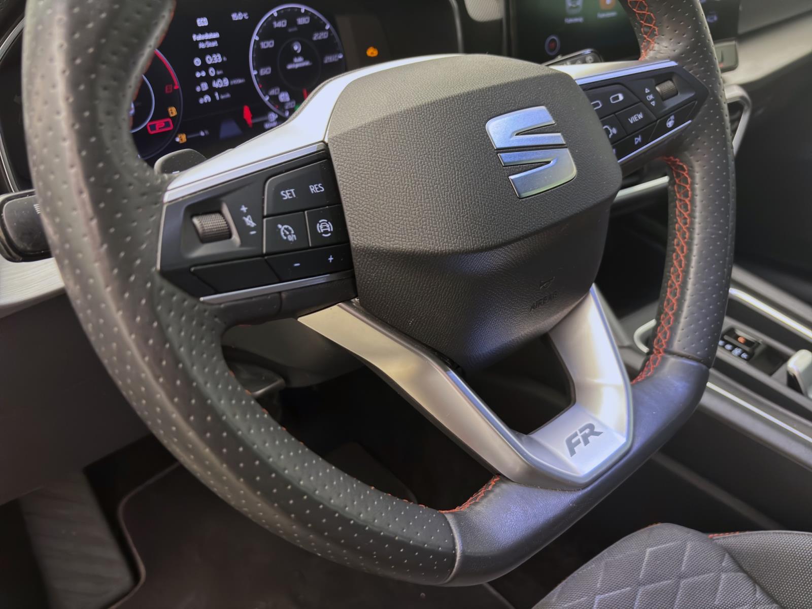 Seat Leon 1.4 TSI eHybrid DSG FR NAVI LED KAMERA SITZHZG